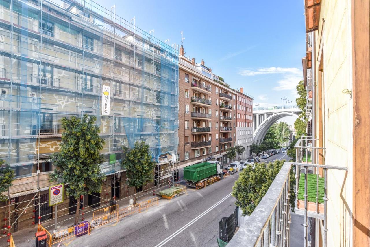 Apartamento Puente De Segovia Apartamento Madri Exterior foto